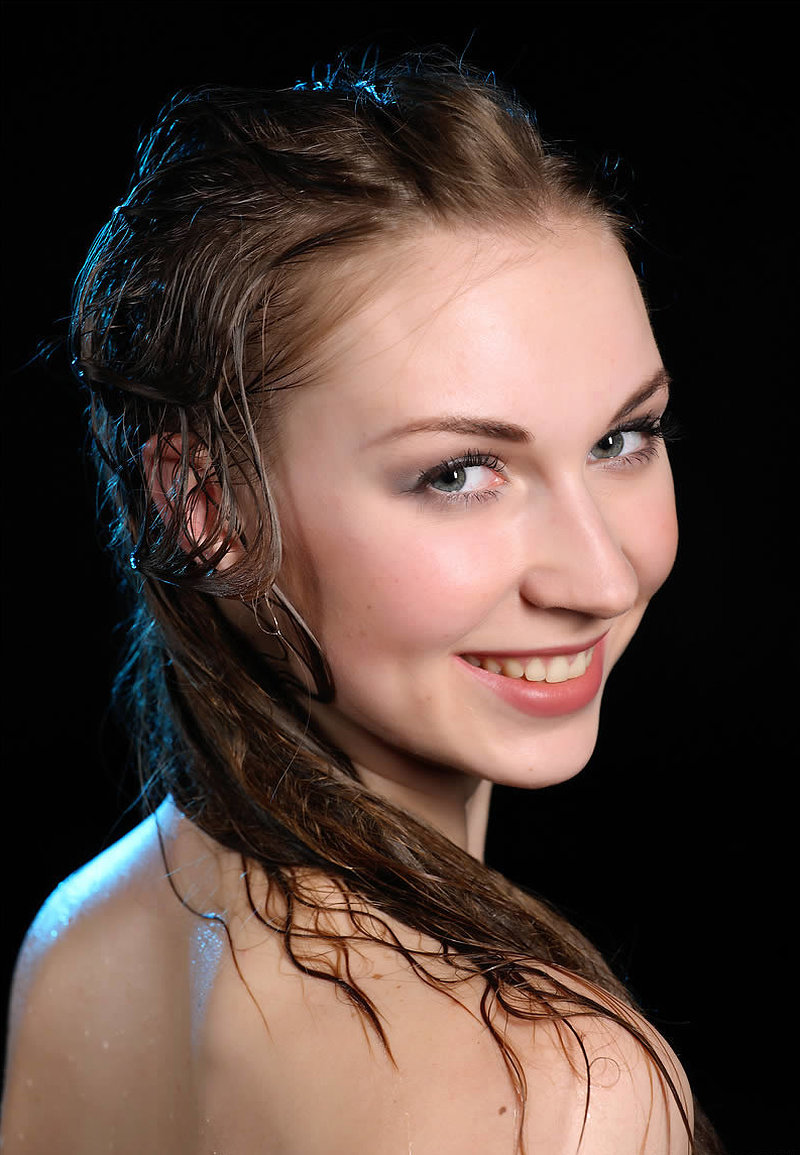 Милана, 22 года, 4 размер груди